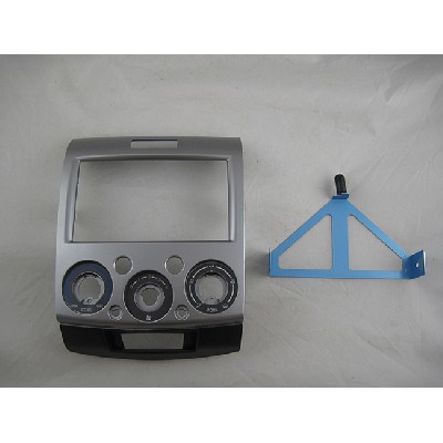 YE-FR 015 (NEW) 09 FORD EVEREST,MAZDA BT-50,SILVER 福特远征,马自达BT-50,银色 (新)